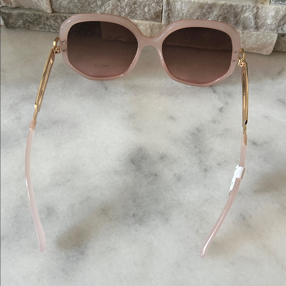 Octagon Sunglasses - Picture 4 of 7